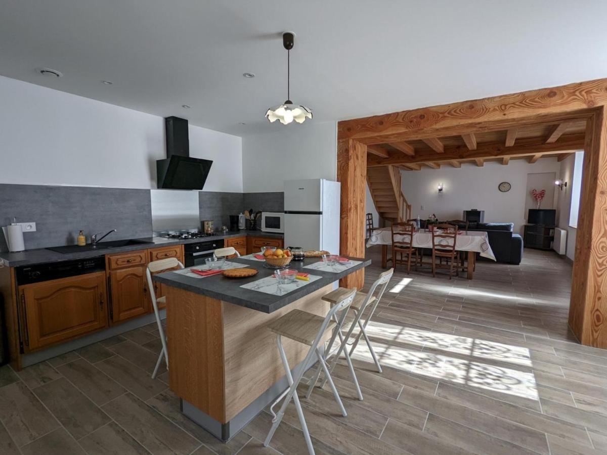 Maison Lumineuse Avec Cour Privative, Proche Sites Culturels, Tout Confort, Equipe Bebe, Wifi Inclus - Fr-1-653-98 Puyreaux エクステリア 写真